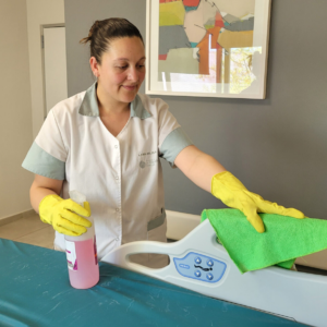 Esterilización, limpieza y control de infecciones